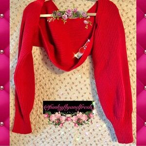 Cider NWT red ribbed long sleeved super soft extra large shrug.